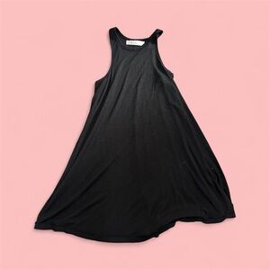 Black Sleeveless Dress
